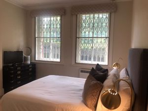 Bedroom- click for photo gallery
